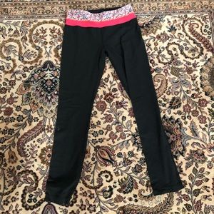 Lululemon skinny groove pants size 6